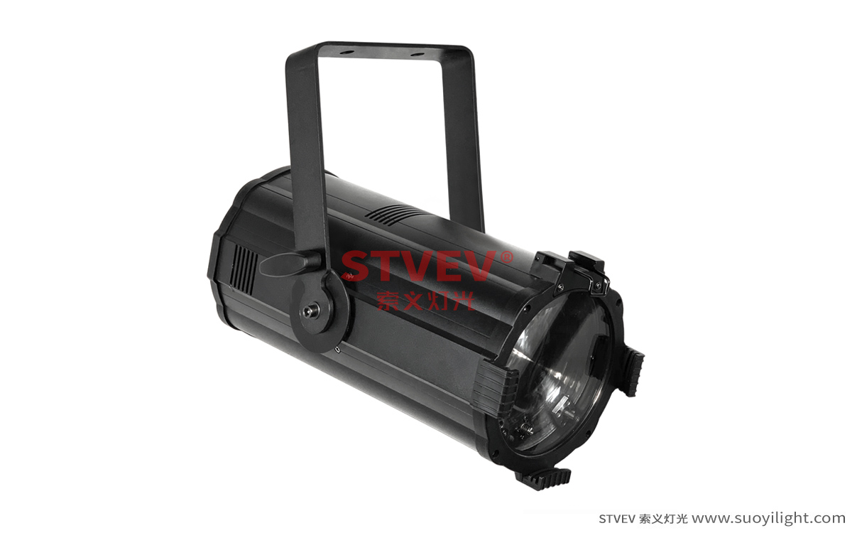 Italy200W电子调焦面光灯